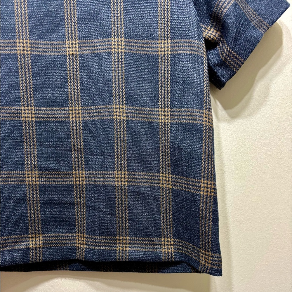 Everly Plaid Cropped Length Relaxed Fit Short Sleeve Crop Top Shirt Blue Tan - Picture 3 of 7